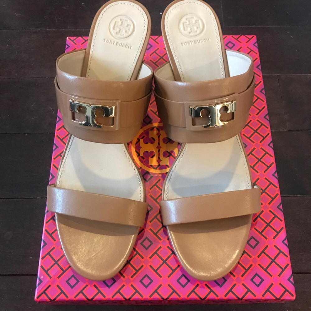 BRAND NEW Tory Burch Gigi Wedge